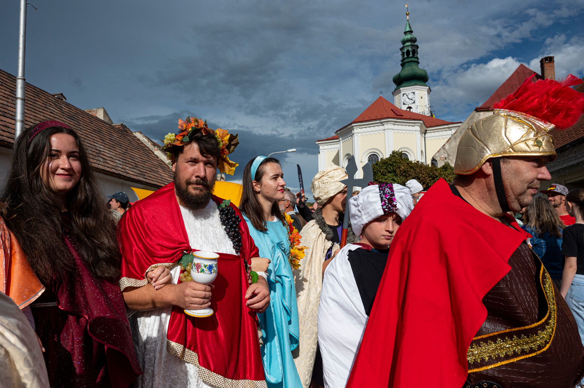 Slováci na jeseň radi navšetevujú vinobrania. 