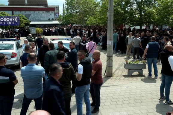"PO NALOGU KURTIJA" Određen pritvor uhapšenim direktorima SRPSKIH institucija na KiM, Petković: "Zastrašivanje naroda pred izbore"