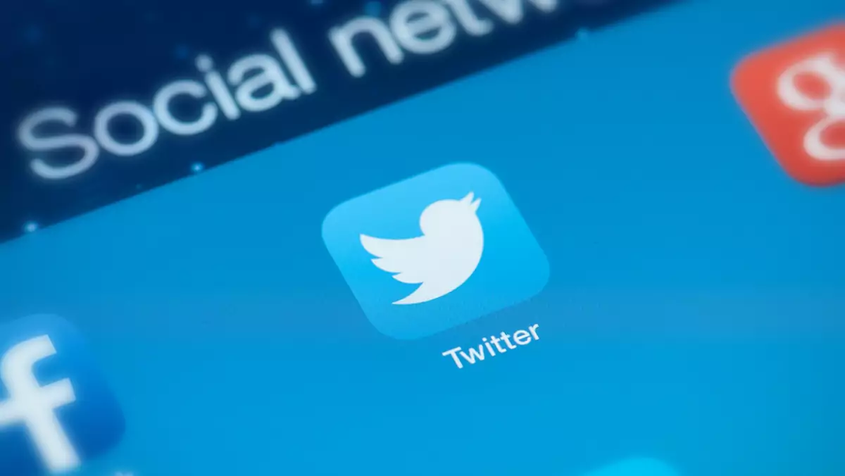 Twitter zablokował niemal milion kont popierających terroryzm