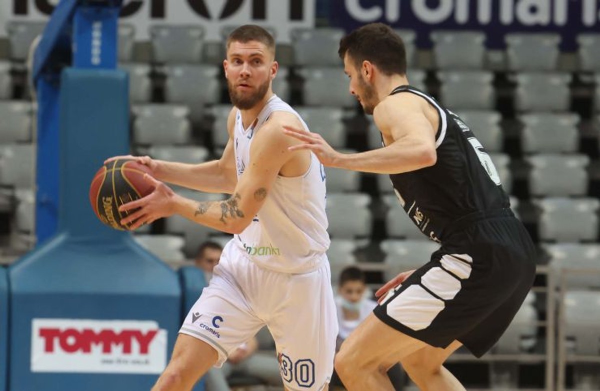 Veliko Slavlje Na Ulicama Zadrani Burno Proslavili Pobedu Nad Partizanom U Aba Ligi Foto