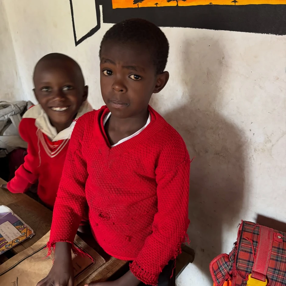 Vladimir i njegova supruga postali su education parents Maksvelu Kinjongu i plaćaće njegovo školovanje