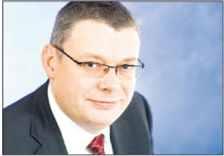 Marcin Piasecki: Pancerna niby-potęga