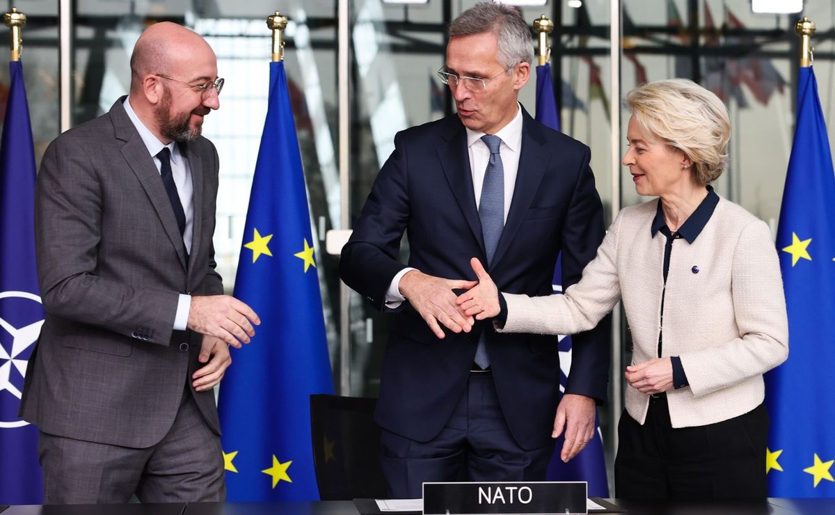 Charles Michel, Jens Stoltenberg i Ursula von der Leyen