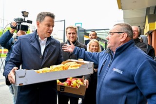 Wybory prezydenckie 2025. Trzaskowski od rana zabiega o wyborców