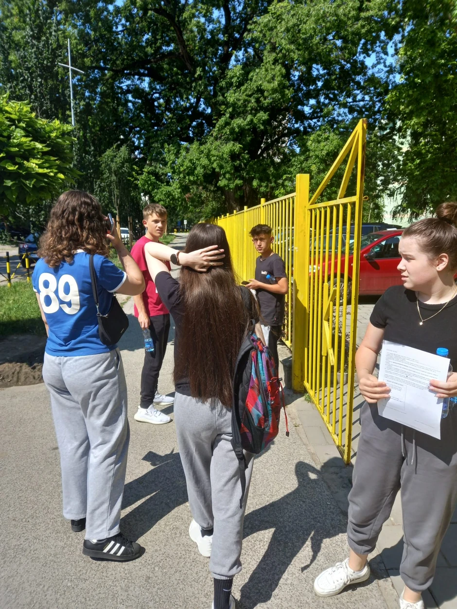 Đaci OŠ Kosta Trifković