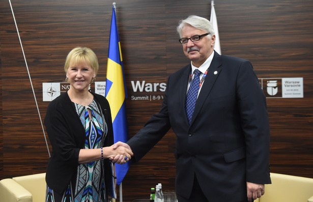 Ministrowie spraw zagranicznych Polski Witold Waszczykowski i Szwecji Margot Wallstrom , PAP/Radek Pietruszka