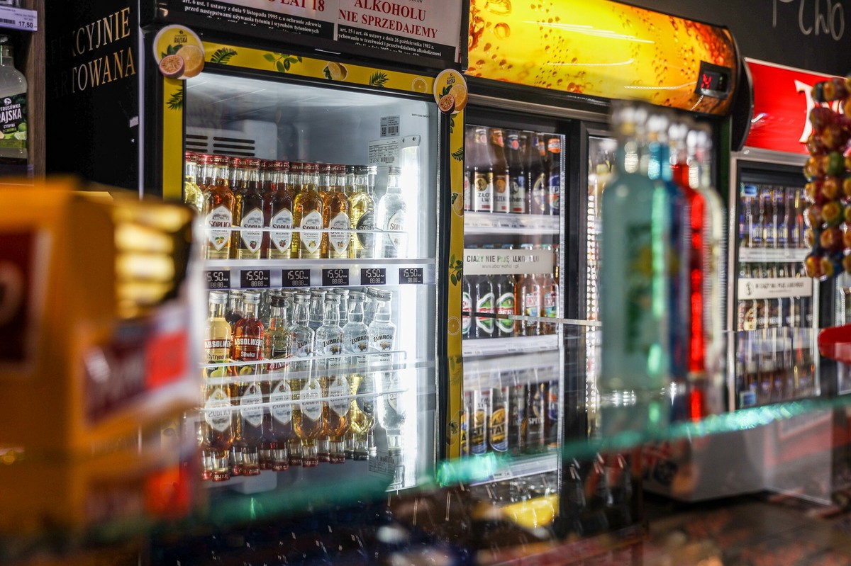 Trudny okres rynku alkoholi w Polsce. Spadek sprzedaży w prawie każdej kategorii