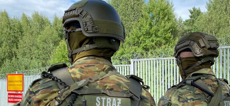 Straż Graniczna zatrzymała grupę nielegalnych uchodźców w okolicach Prószkowa
