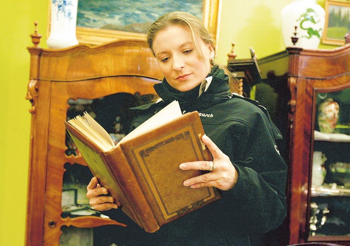 Sandra Lewandowska kupiła piękny album dla swojego generała - Maksymiuka