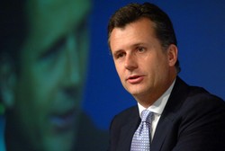 Philipp Hildebrand nie jest już szefem banku Szwajcarii przez żonę