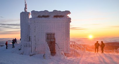 W Karkonoszach prawdziwa zima. GOPR przypomina, co trzeba zabrać na trasę