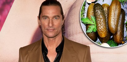 Mathew McConaughey pozuje nago przy lodówce