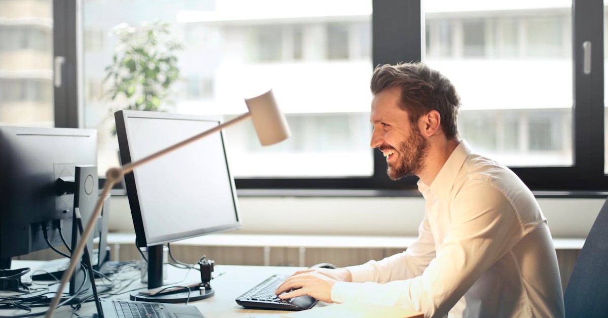 Staż pracy 2026 - zmiany w Kodeksie pracy od 1 stycznia. Do okresu zatrudnienia liczone będą zlecenia i prowadzenie firmy