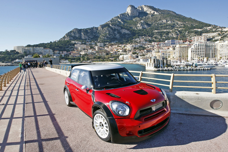Mini w Monte-Carlo ze starym i nowym modelem