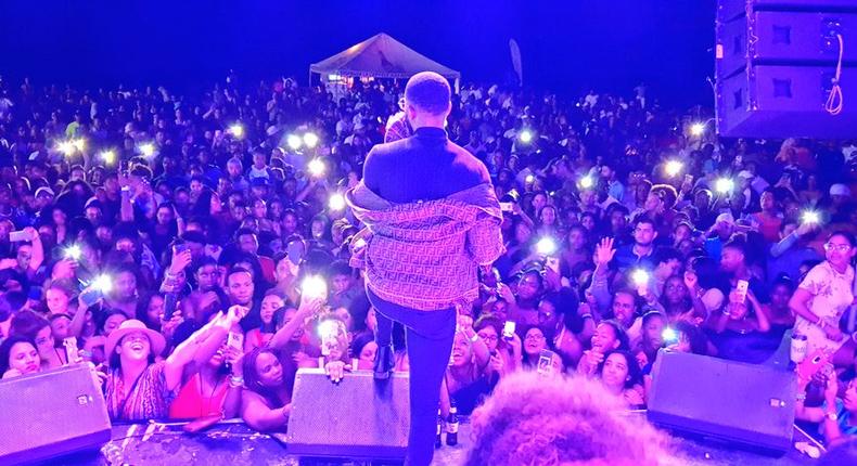 Ric Hassani performs sold out show in Honduras. (Twitter/RicHassani)