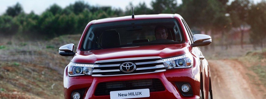 toyota_hilux_invincible_double_cab