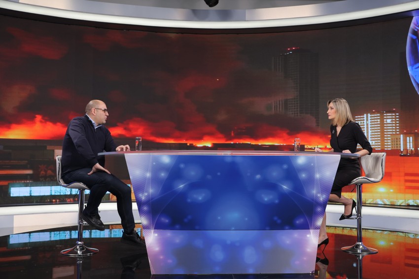 emisija "Jasno. Kao dan!", gost Vladimir Đukanović