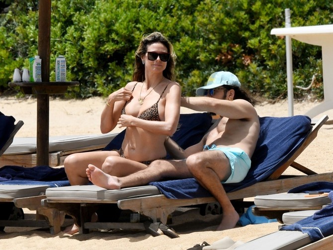 Hajdi Klum sa porodicom na Sardiniji