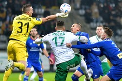 Podział punktów w Legnicy na inaugarację ekstraklasy