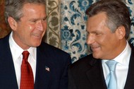 George W. Bush i Aleksander Kwaśniewski