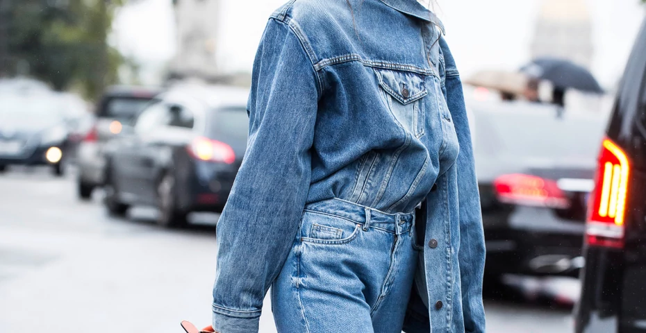 Denim opanował wiosenne trendy. Jeansowe kurtki to must have nie tylko tego sezonu