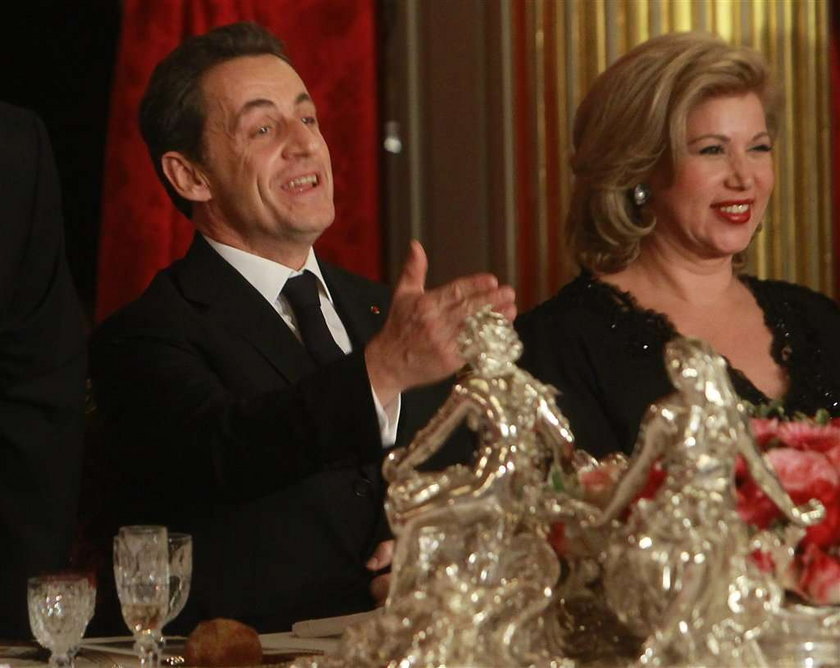 Bajeczne życie Sarkozy'ego. Francja w szoku!