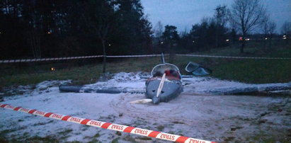 Katastrofa małego samolotu w Olsztynie. Maszyna runęła z nieba i roztrzaskała się o ziemię