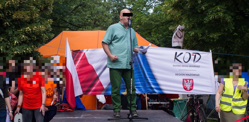 Lider KOD-Kapeli zmuszał kobiety do prostytucji. Nadal jest na wolności