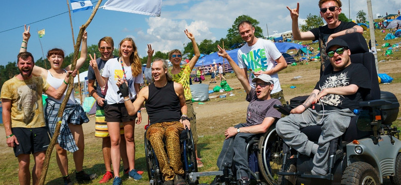 Pol'and'Rock Festival: warsztaty i specjalne poradniki dotyczące osób z niepełnosprawnościami
