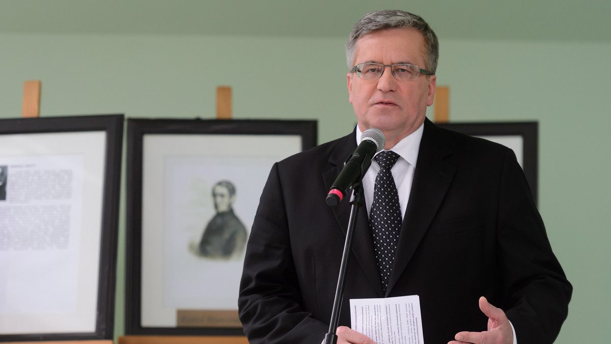 Prezydent Bronisław Komorowski podjął decyzję o skierowaniu do Trybunału Konstytucyjnego - w trybie kontroli prewencyjnej - nowelizacji ustawy o sądach - poinformowała Kancelaria Prezydenta. Wniosek ma być wysłany jeszcze dziś.