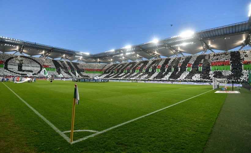Oprawa na stadionie Legii Warszawa