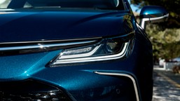 oto nowa królowa oszczędnej jazdy: spala 4,4 l na 100 km i kosztuje znacznie mniej niż rywale