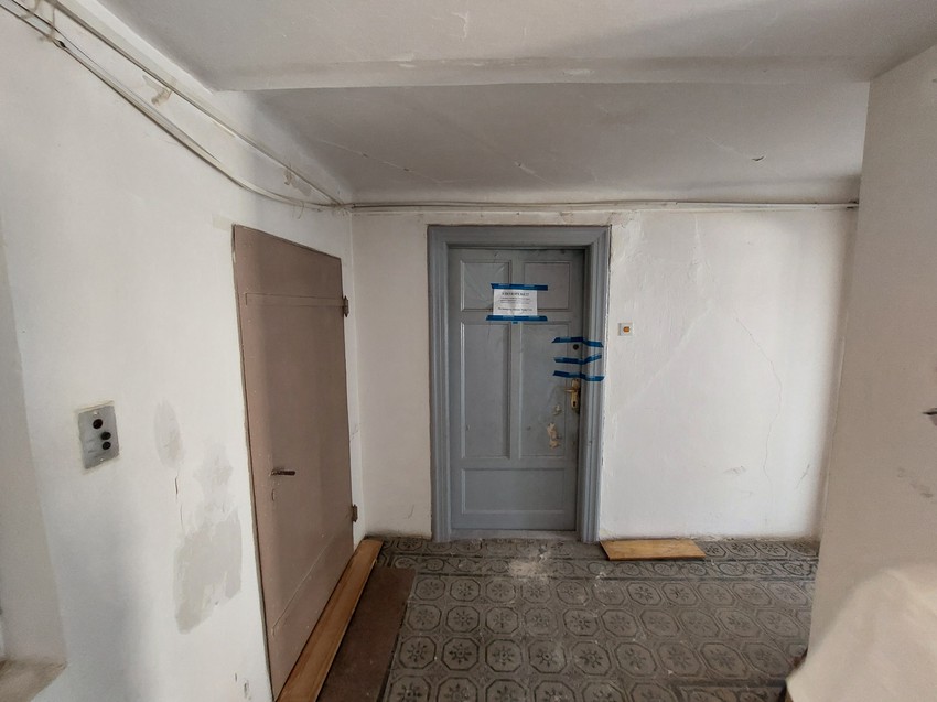 Izgoreli stan u Ulici Laze Telečkog u Novom Sadu