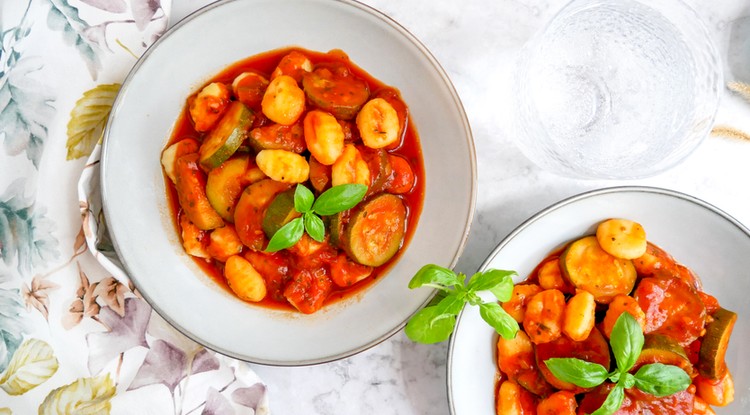 Paradicsomos cukkinis gnocchi recept Fotó: Annuskám