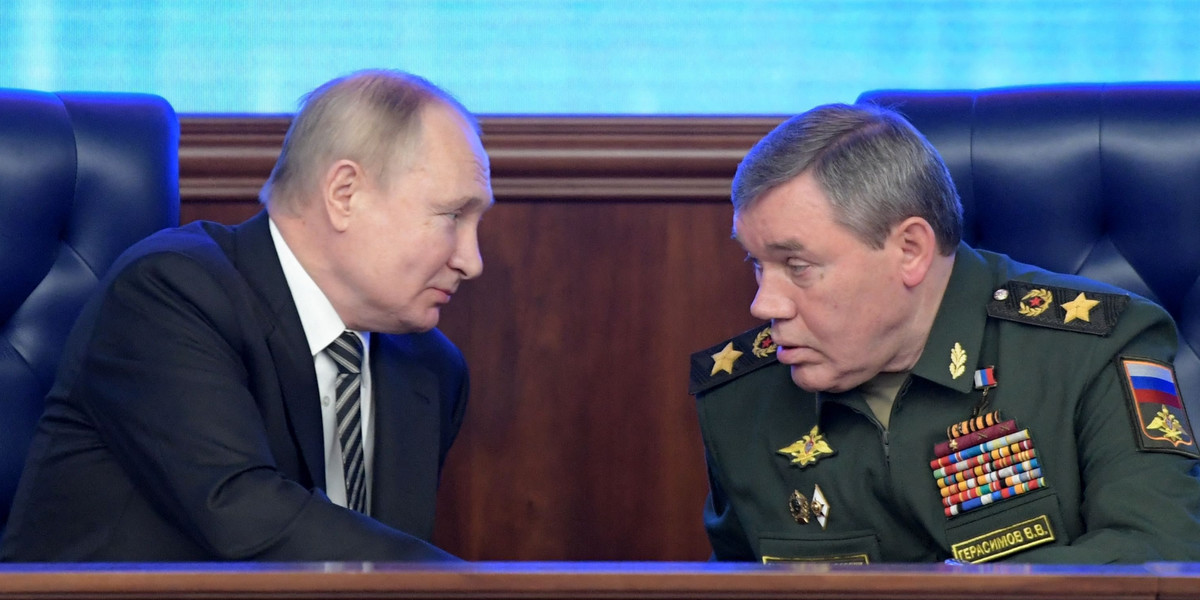 Prezydent Rosji Władimir Putin i gen. Walery Gierasimow.