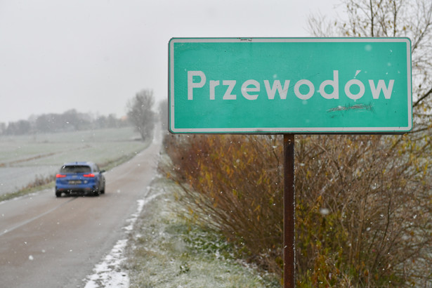 Do wybuchu we wsi Przewodów w woj. lubelskim, leżącej blisko granicy polsko-ukraińskiej, doszło we wtorek, w dniu, w którym siły rosyjskie przeprowadziły zakrojony na szeroką skalę atak rakietowy na Ukrainę.