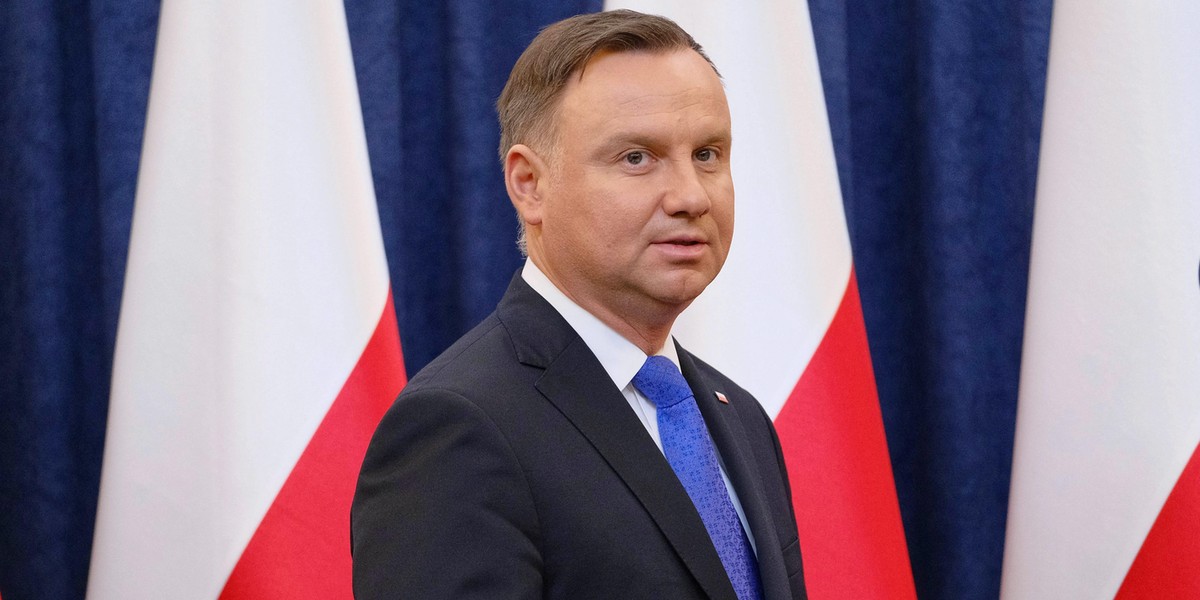 Dodatki dla medyków. Andrzej Duda podpisał ustawę