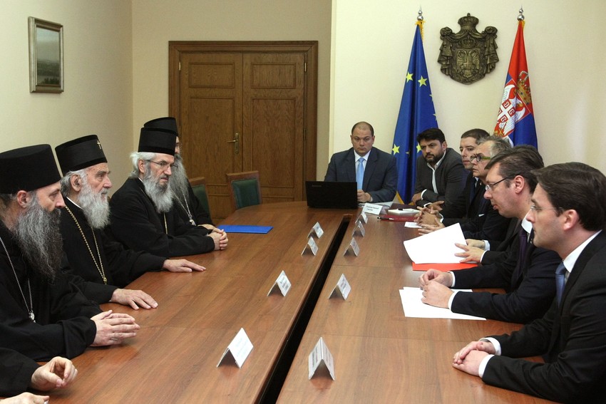 Sastanak Vučića i ministara sa patrijarhom i crkvenim velikodostojnicima