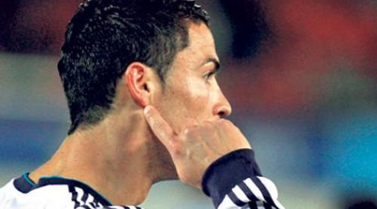 Beintett a szurkolóknak Ronaldo