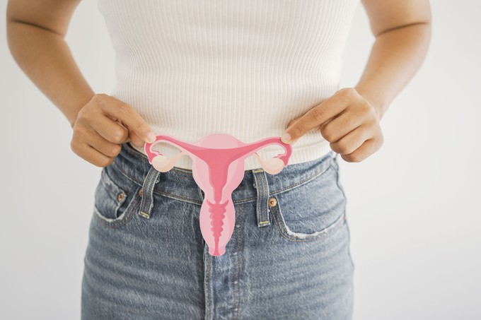 Amikor a gyógyszer már nem elég – mikor van szükség endometriózis műtétre?