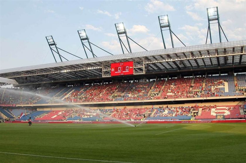 Wisła przejmie stadion przy Reymonta, albo zostanie z niego wyrzucona