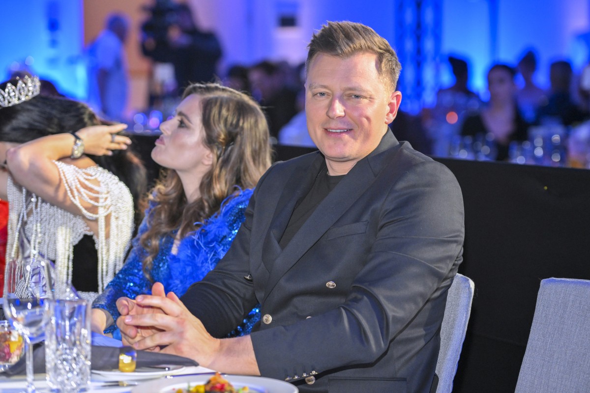 Rafał Brzozowski pożegnał się z "The Voice Senior". Zwrócił się do swojego następcy