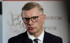 'Zdrada, spisek okrągłostołowych elit'. Cenckiewicz publikuje ODTAJNIONE akta ws. 'moskiewskiej pożyczki'