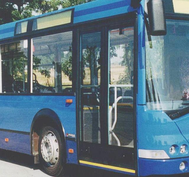18+ Hihetetlen pofátlanság! Egy budapesti buszon szexelt a pár - Blikk Rúzs