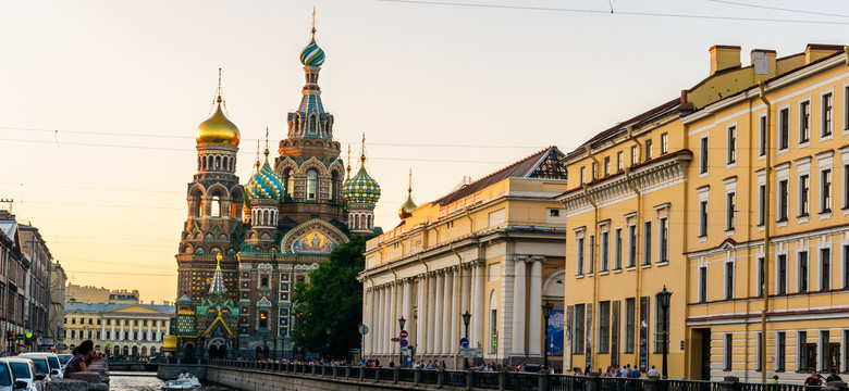 St. Petersburg: metropolia rebeliantów