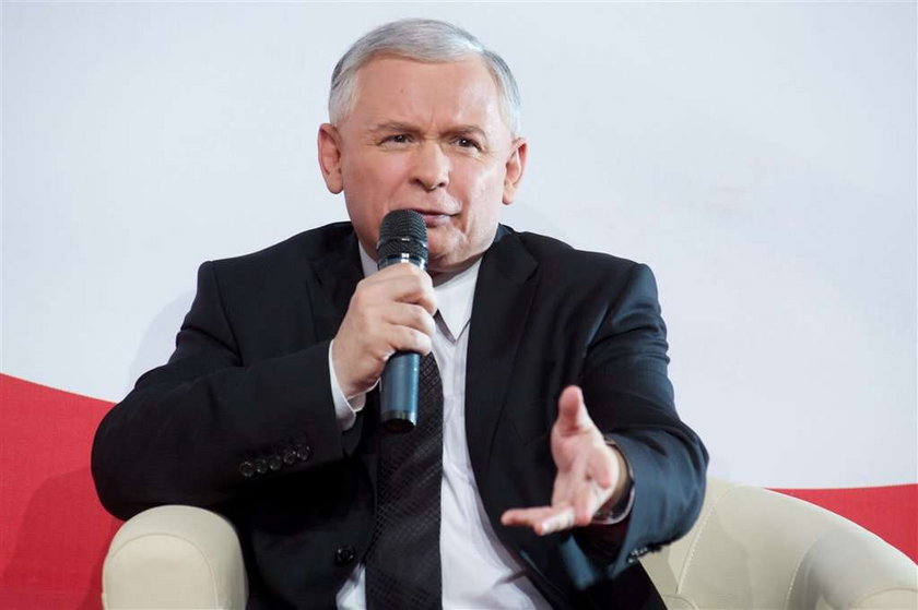 Kaczyński: Włóczę się po sądzie