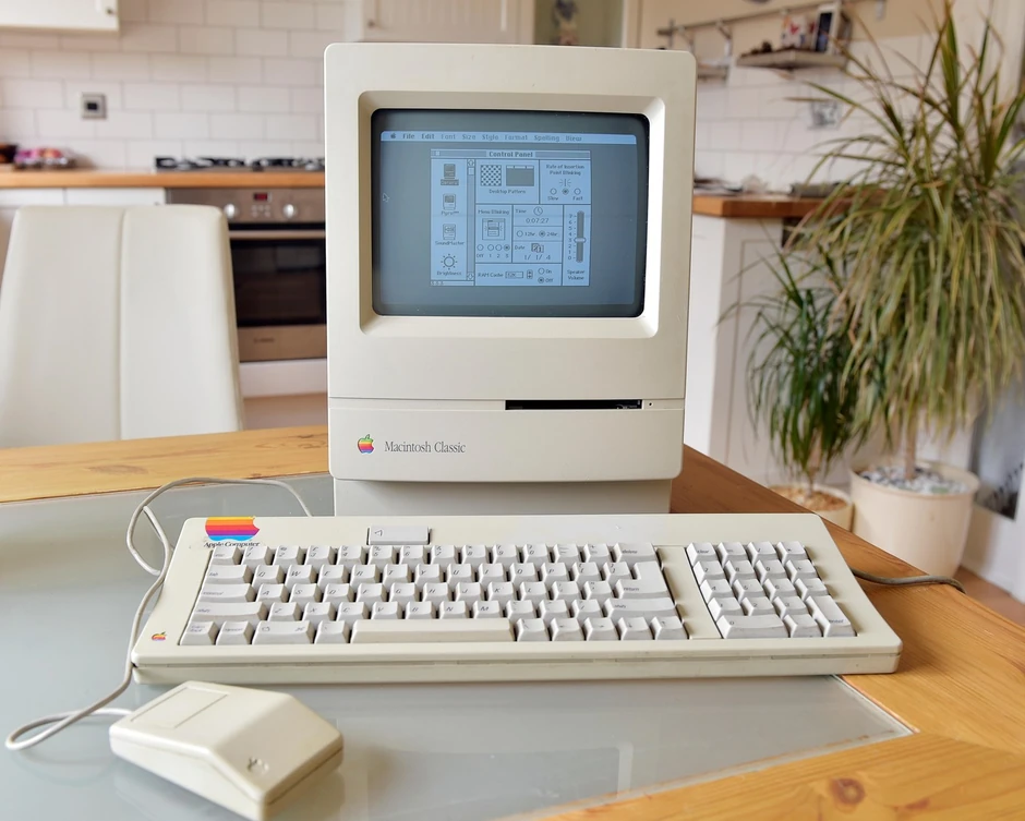 Apple Macintosh Classic Computer 