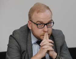 Burza wokół rzecznika MSZ. "Jeżeli jest gejem, to należy to wyśmiewać"