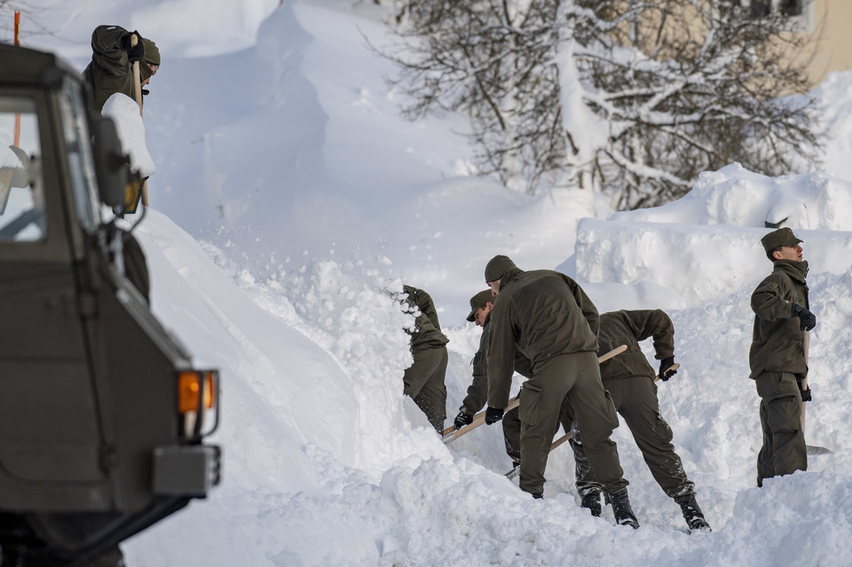 Rekordowe opady śniegu w Austrii