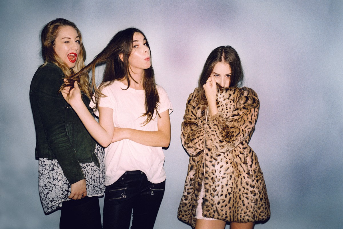 Siostry Haim nie chciały z muzykami Arctic Monkeys
